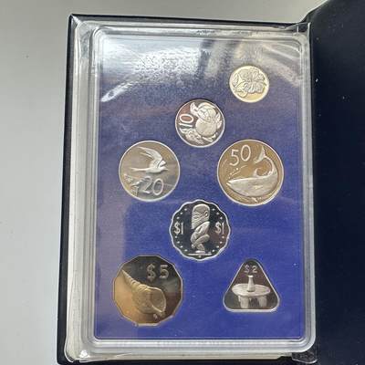 🌹外币初藏🌹🐯2026年第48场   每周二四六晚8️⃣点  大洋洲硬币专场 库克群岛 1987年 伊丽莎白二世 精制套币 中年版