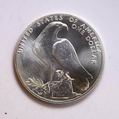 观钱 近现代机制币拍卖No.010（全场顺丰包邮，不区分偏远地区，本场5月5日开始发货）  - 美国1984年洛杉矶奥运会纪念银币 未流通品相，转光充沛饱满，底板状态极佳，鹰像威严传神，26.73g 90%银