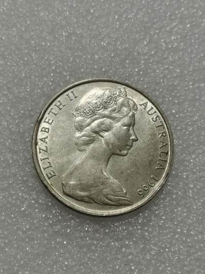 天下钱庄专场欢迎参拍 澳大利亚伊丽莎白半圆银币