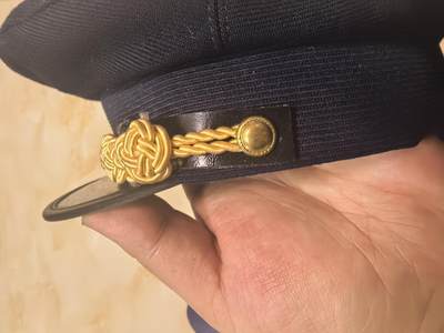 盛世勋华——号角文化勋章邮票专场拍卖第319期 黑塞哥-波斯尼亚克罗地亚共和国警察大檐帽 带厂标 头围：58.5厘米