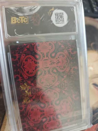 寸草不生 马年拍卖第四期 GOGOGO   【亲签】022/030 五虎上将 
吕布与貂蝉合照亲签限编粗闪
画师：冯涛
022/030