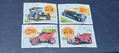 各种邮票、汽车、摩托、火车、世界杯足球，还有很多题材 - 外国邮票，信销票，老式汽车图案，品相如图