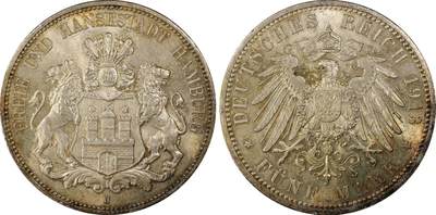 PCGS-MS64 1913-J 德国汉堡5马克大银币德意志帝国自由汉萨城汉堡发行，J汉堡造币厂，经典双狮城徽+帝国双头鹰图案。权威PCGS封装评级MS64，原味天然五彩包浆，浮雕细节饱满，百年老银品相难得。德系邦国大银热门收藏，收藏观赏两不误。