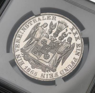 NGC-MS64 1865年德国绍姆堡-利普双天使泰勒 类精制镜面搭配香槟包浆使得图案如浮雕般耸立 喷砂立体感极强 小邦中艺术与工艺兼顾